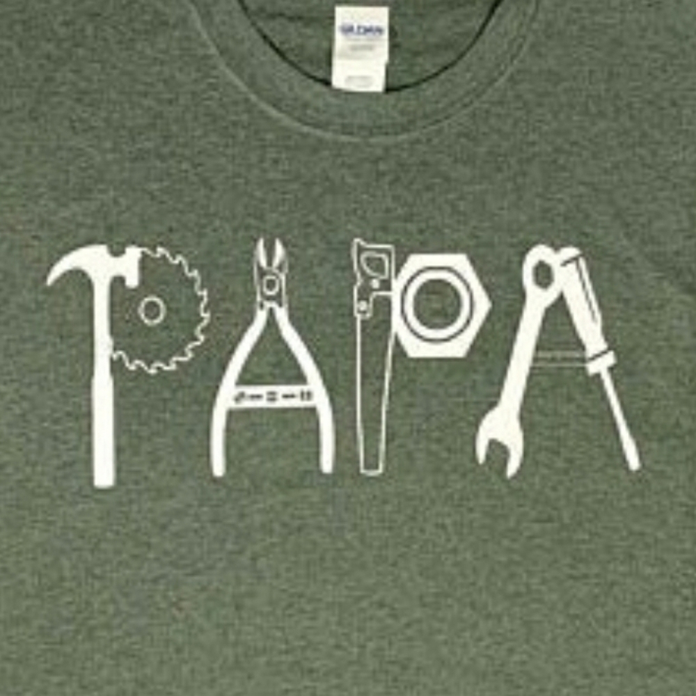 Custom vinyl Papa shirt